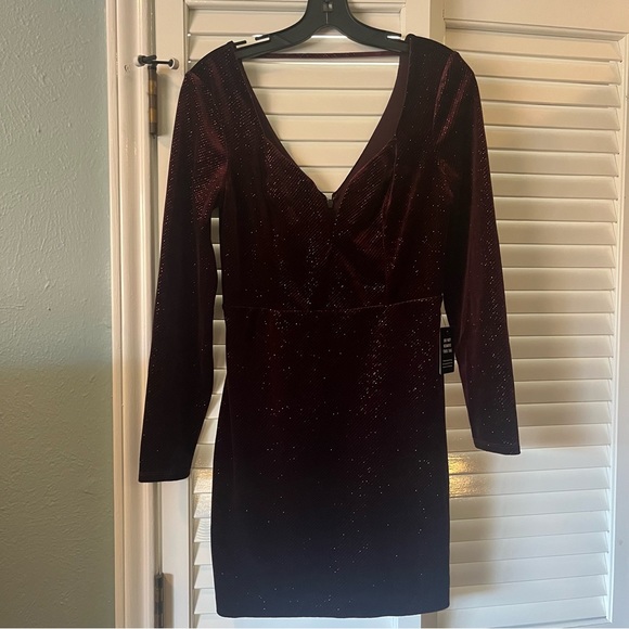 Express Dress - Picture 1 of 3